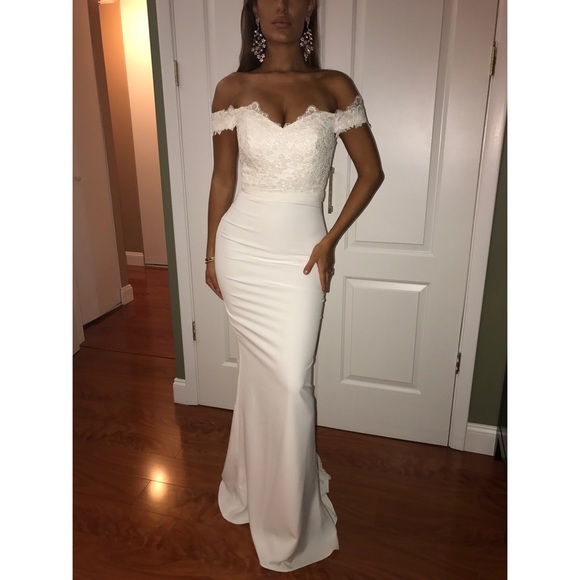 Wedding/Bridesmaid Mermaid Fitted Gown - Picture 2 of 8